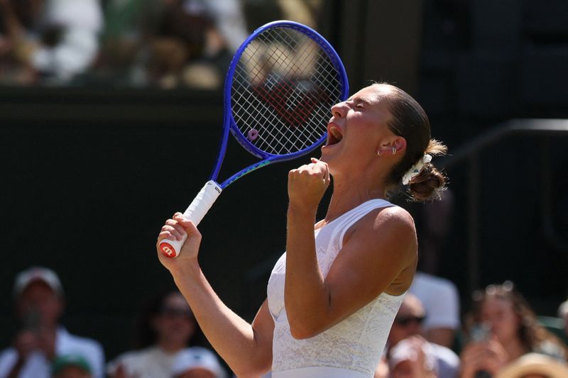 Kostyuk Storms Past Paolini to Reach Wimbledon Semi-Finals