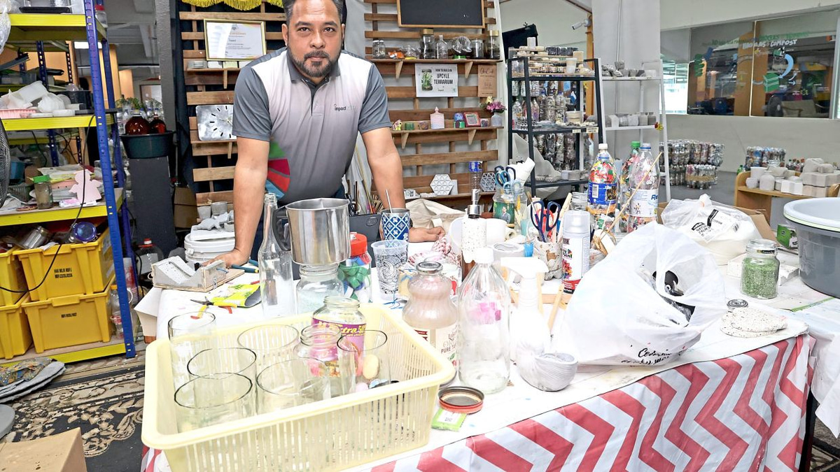 From Discarded Bottles to Concrete Products: How a Malaysian Social Enterprise Empowers Communities Through Glass Upcycling