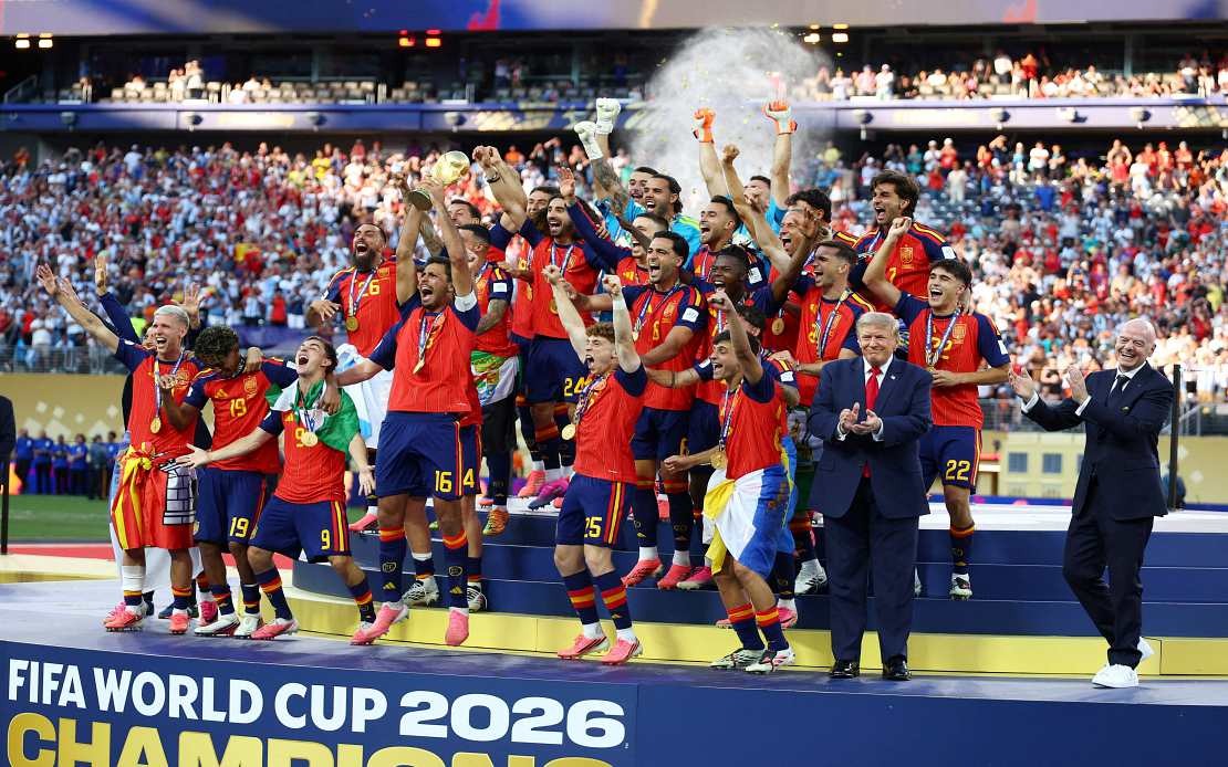 Spain Welcomes World Cup Winners Home to Hero's Reception in Madrid