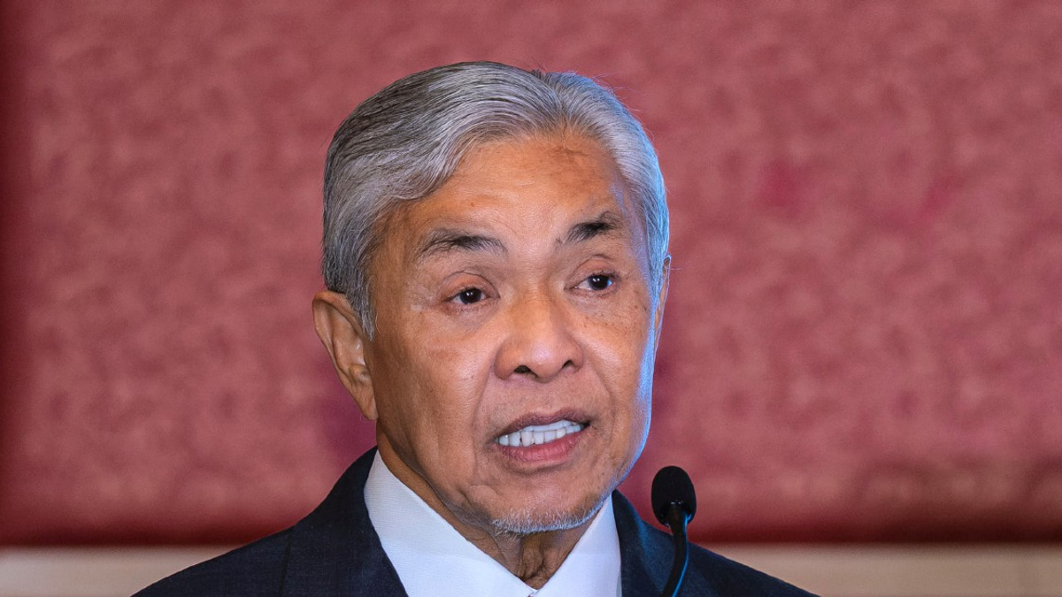 Immigration Department Must Transform Into Economic Driver, Zahid Says