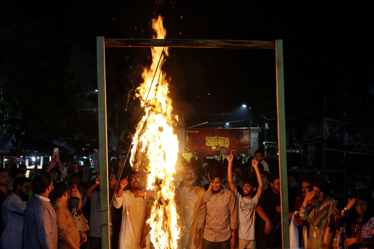 Bangladesh Protests India's Platform for Exiled Leader Sheikh Hasina