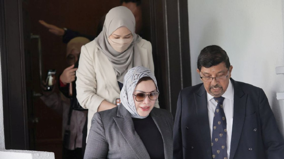 Zizie Izette Acquitted in RM2.8 Million Felcra Corruption Case