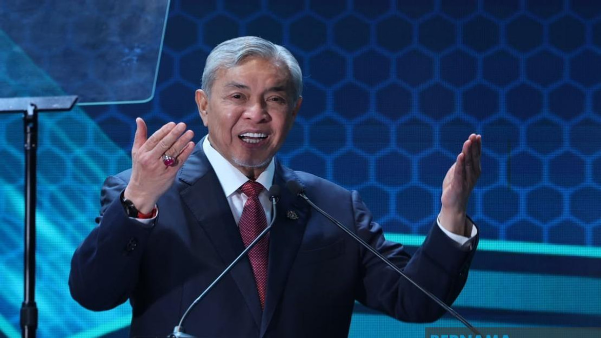 Immigration Department Must Drive Economic Growth and Security, Says Ahmad Zahid