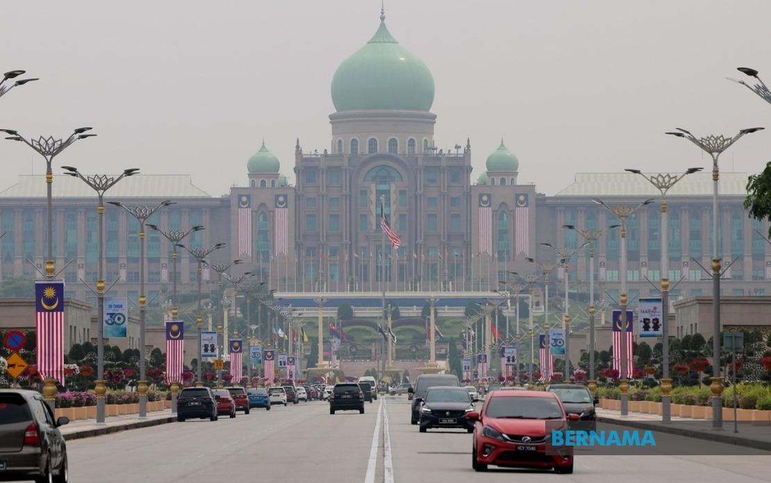 Malaysia braces for hazardous air quality through National Day as transboundary haze spreads