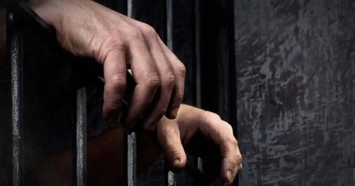 Elderly man jailed after failing to pay RM1,000 fine for slapping cop