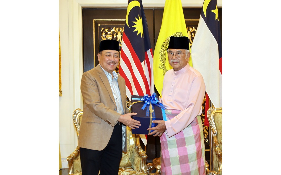 Sabah Chief Minister Strengthens Ties With Melaka in Courtesy Visit
