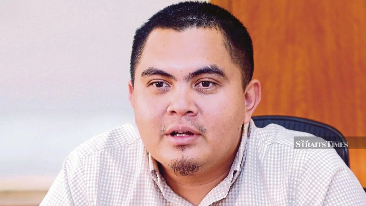 Umno is not built on family ties, insists Akmal in response to Puad