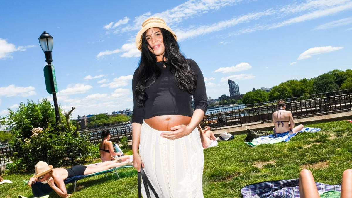 Expecting Change: How Pregnant Women Are Redefining Maternity Fashion