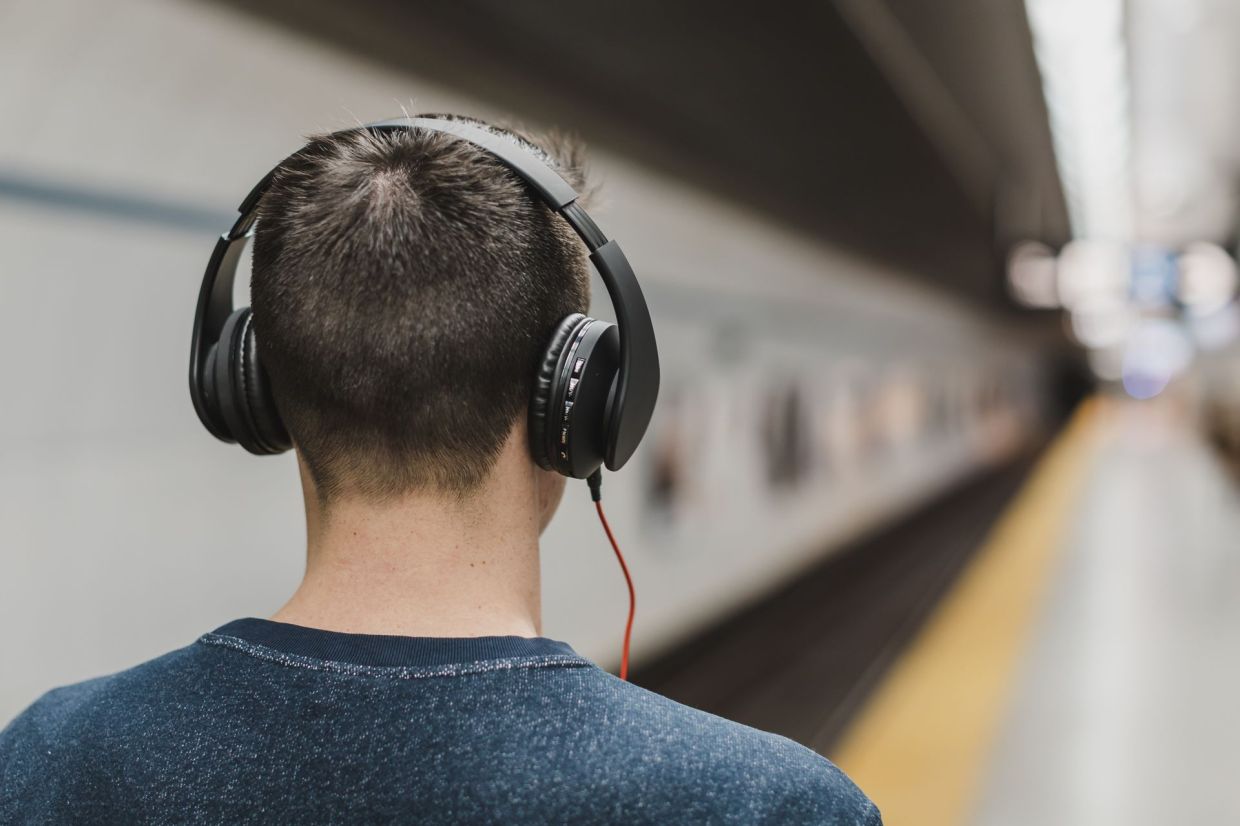Musicians Push Back as Record Labels Rush to License Their Work to AI Without Permission