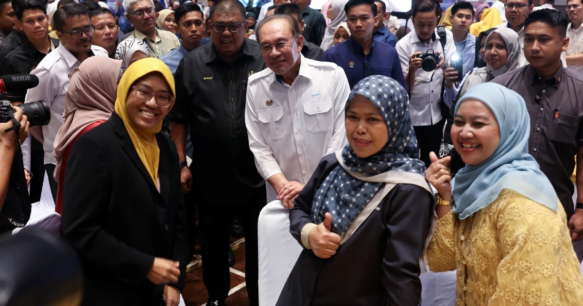 Malaysia surges to 15th in global competitiveness rankings as PM credits civil service reform