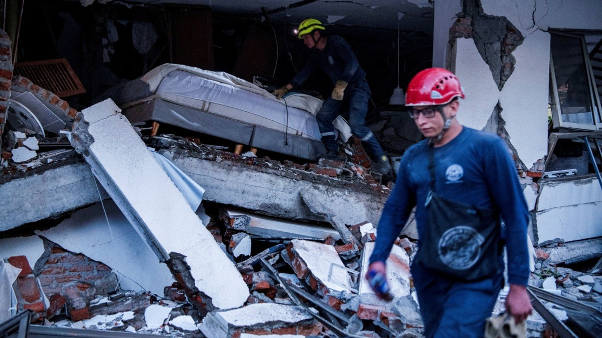 Colombia Earthquake Death Toll Reaches 132 as Rescue Operations Continue