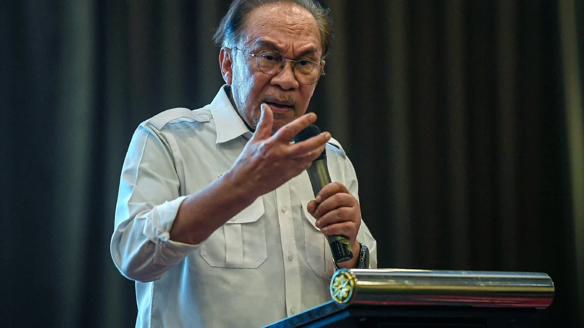 Federal Government Bears Nearly RM1 Billion Annual Debt Burden from Felda, PM Says