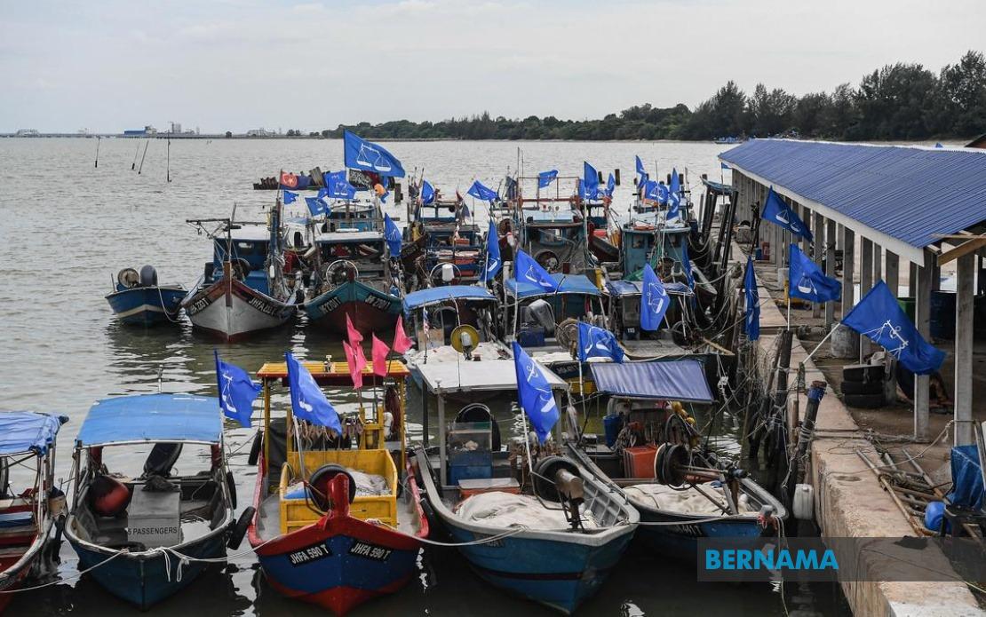 Sungai Rengit traders and fishermen seek state assemblyman's help to resolve long-standing infrastructure gaps