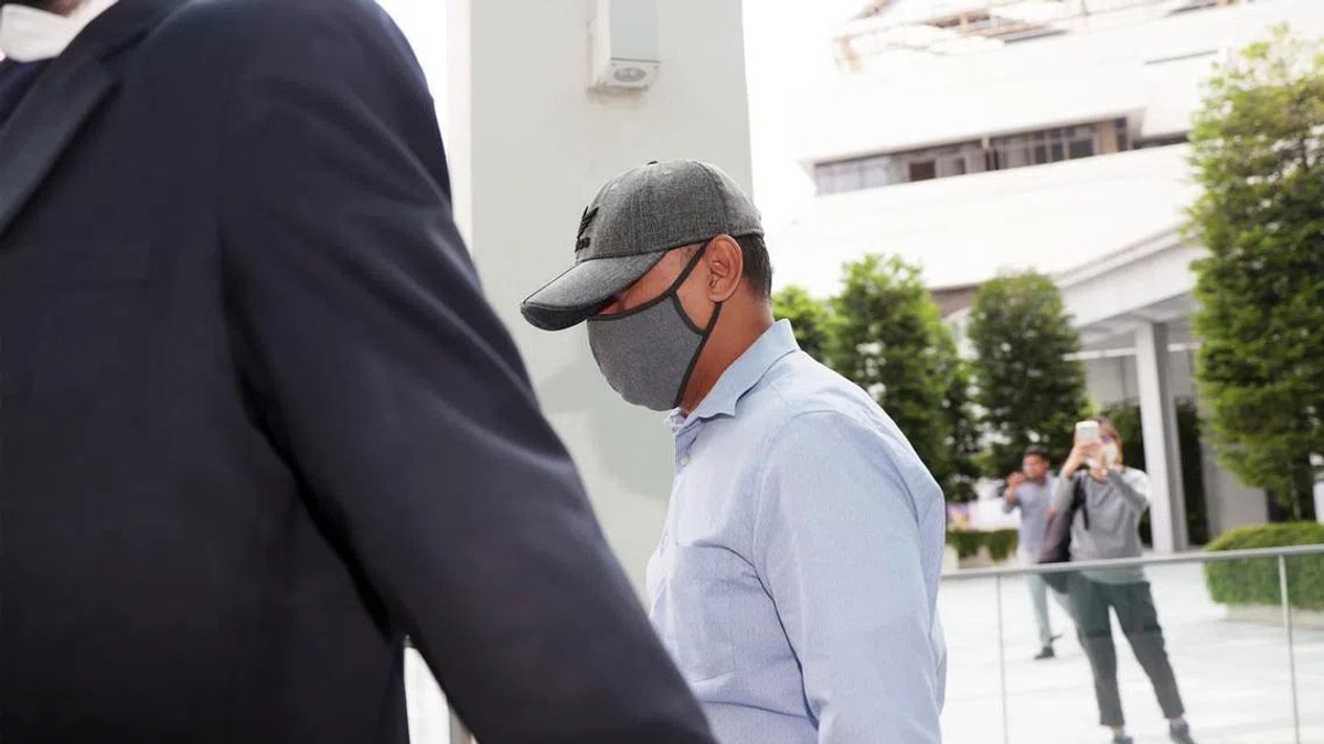 Ex-mosque chief jailed 14 months for corruption scheme involving S$223,000 in contracts