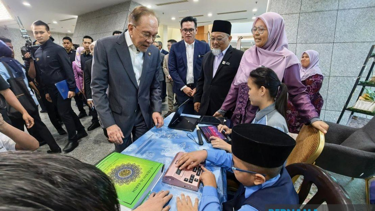 MADANI Government Reinforces Commitment to Teachers' Welfare and Education Reform