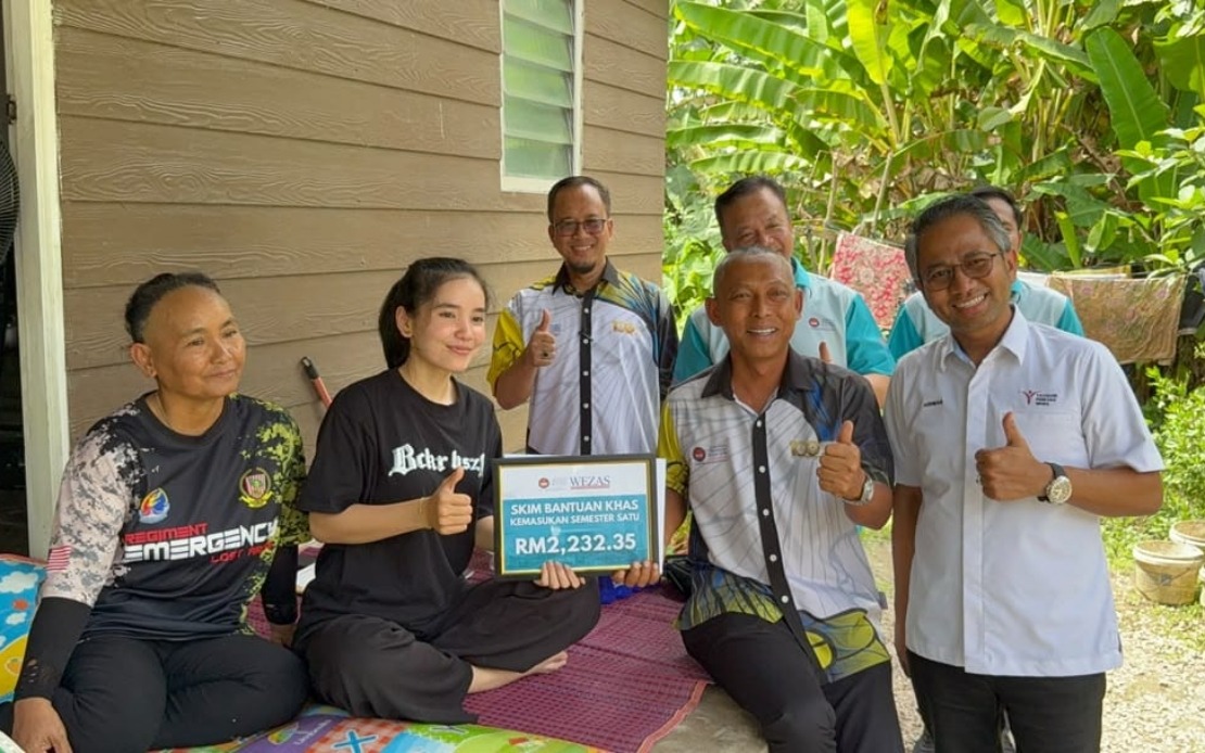 UPSI Steps In To Help Three Promising Students Overcome Financial Barriers