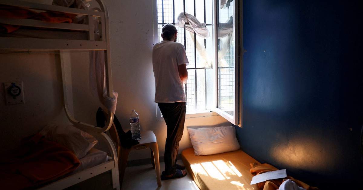 Extreme Heat Reveals Deep Cracks in Europe's Overcrowded Prison Systems