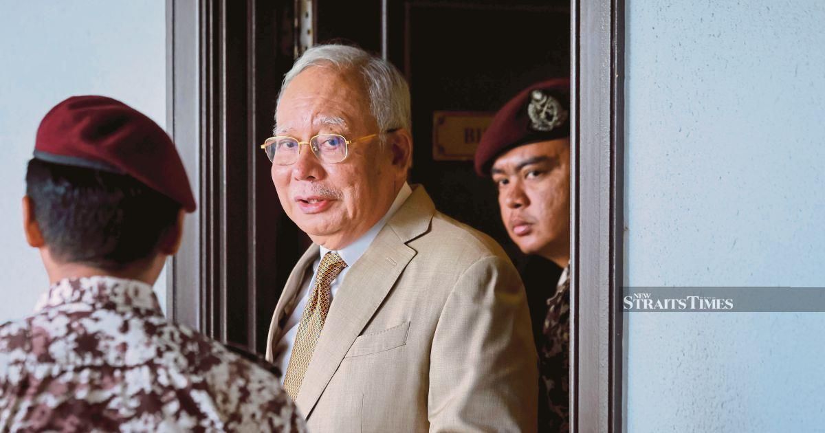Bar Council's Challenge to Najib's Sentence Reduction Highlights Busy Week in Malaysian Courts