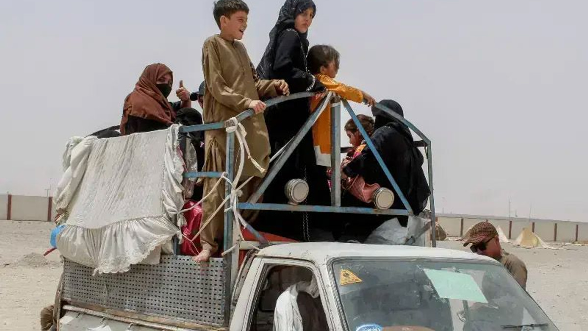 Pakistan Expels 2.59 Million Afghans in Escalating Immigration Crackdown