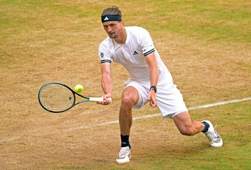 Zverev blames glucose sensor glitch for Halle loss to Fritz