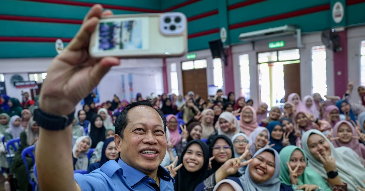 Johor BN Support Remains Solid, Says Ahmad Maslan as DAP Questions Coalition Stability