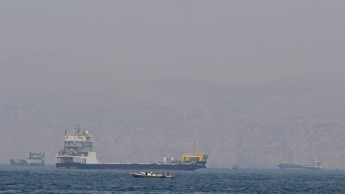 EU and Gulf States Reject Any Unilateral Claims Over Strait of Hormuz