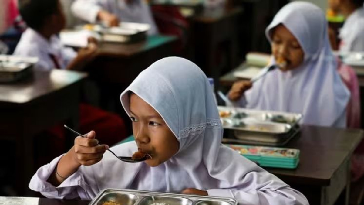 Indonesia's Free Meals Programme in Crisis as Second Agency Chief Steps Down Within Weeks