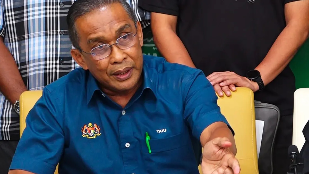 Hamzah Zainudin Returns as Opposition Leader as PN Consolidates Parliamentary Presence