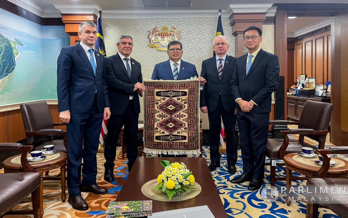Azerbaijan Seeks to Deepen Parliamentary and Trade Ties With Malaysia