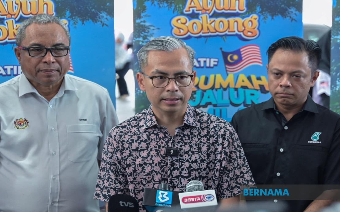 PM Anwar Commits to Sarawak Seat Expansion, Requests Election Commission Timeline
