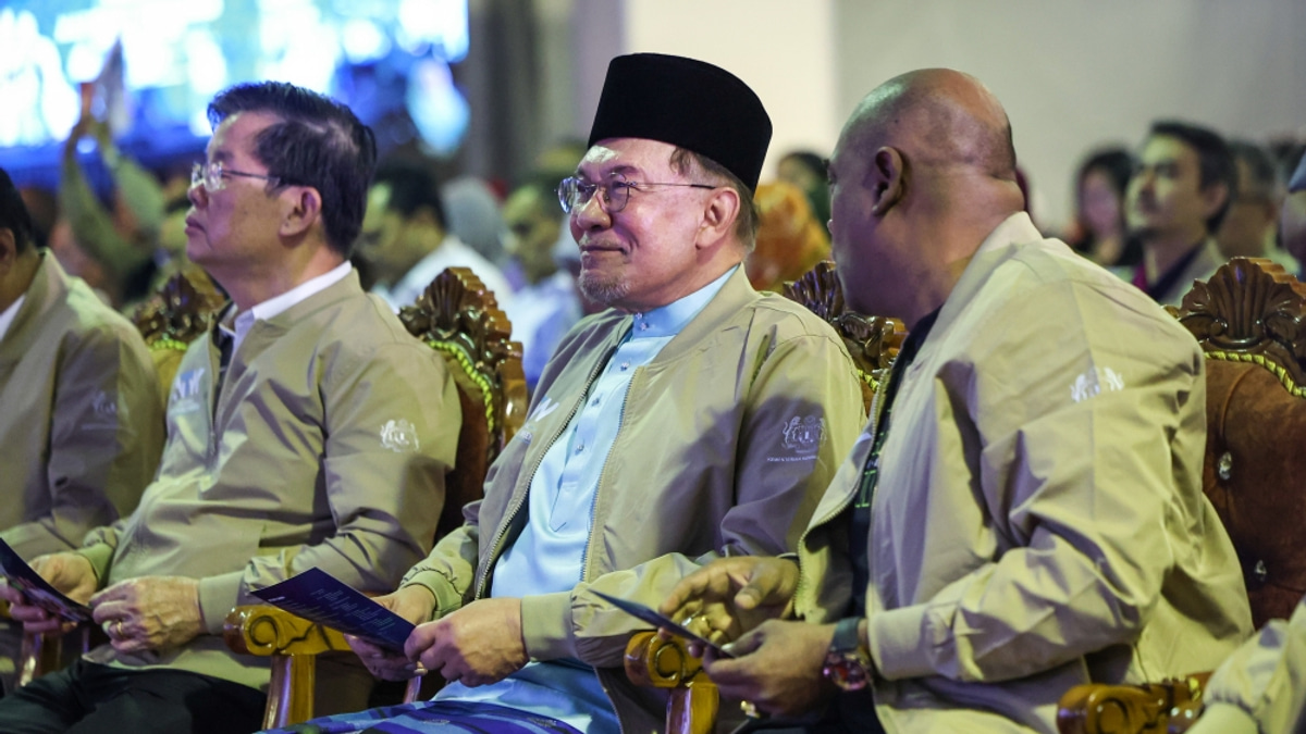 Anwar Signals Cabinet Support for Tabung Haji Inquiry Release, Reaffirms Rule of Law