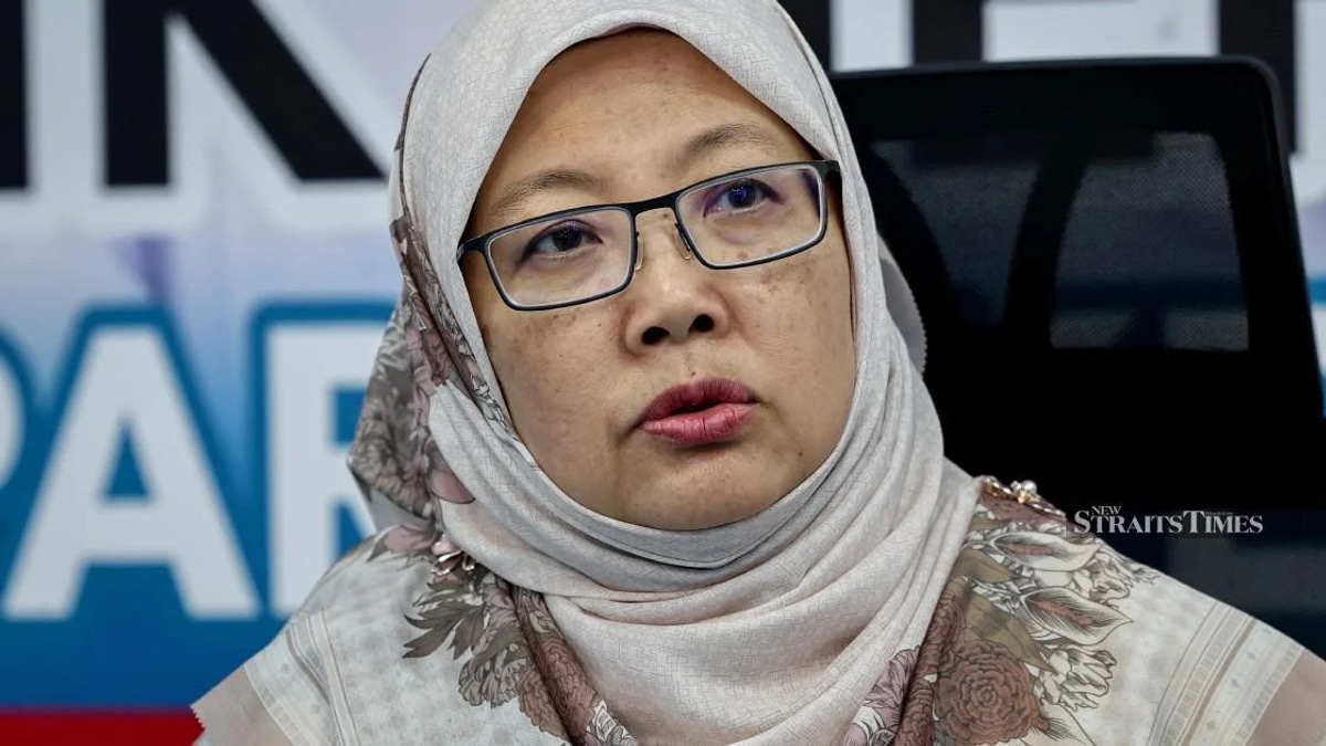 Zaliha Challenges Onn Hafiz Over Conflicting Menteri Besar Demands Ahead of Johor Election