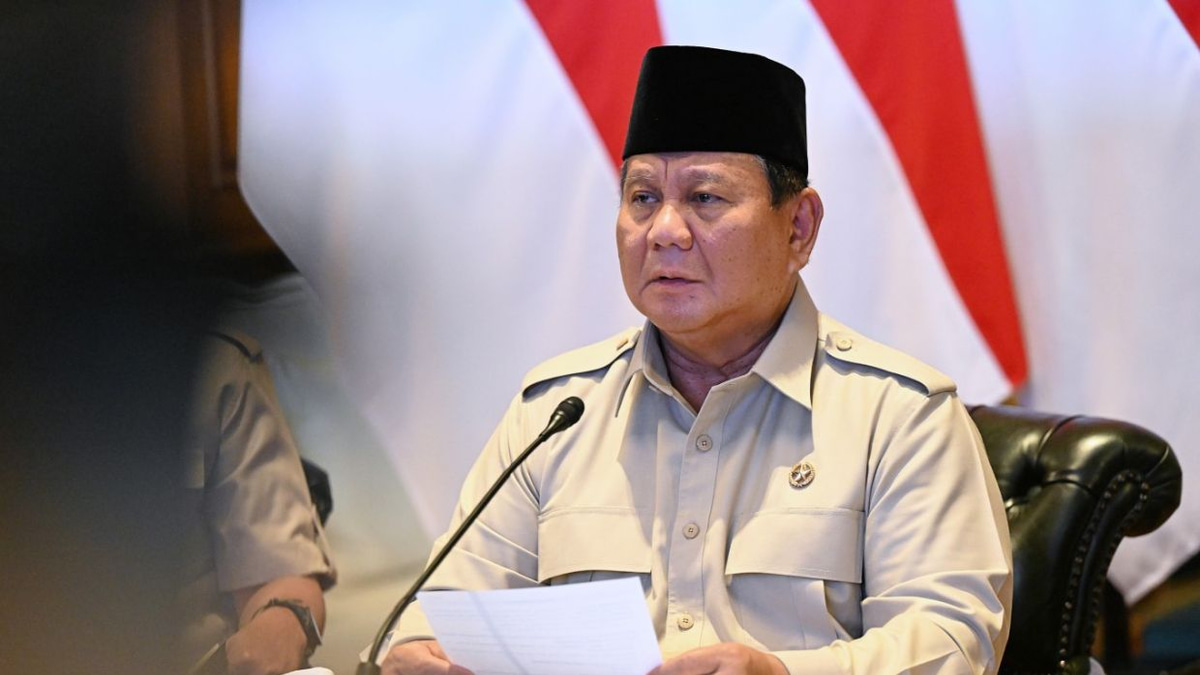 Prabowo's Approval Slides to 51.1% as Extended Honeymoon Period Ends