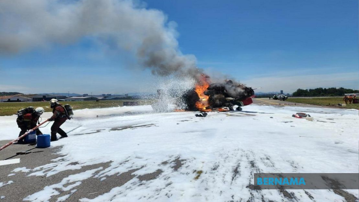 Sultan Abdul Aziz Shah Airport Resumes Operations After Helicopter Engine Fire