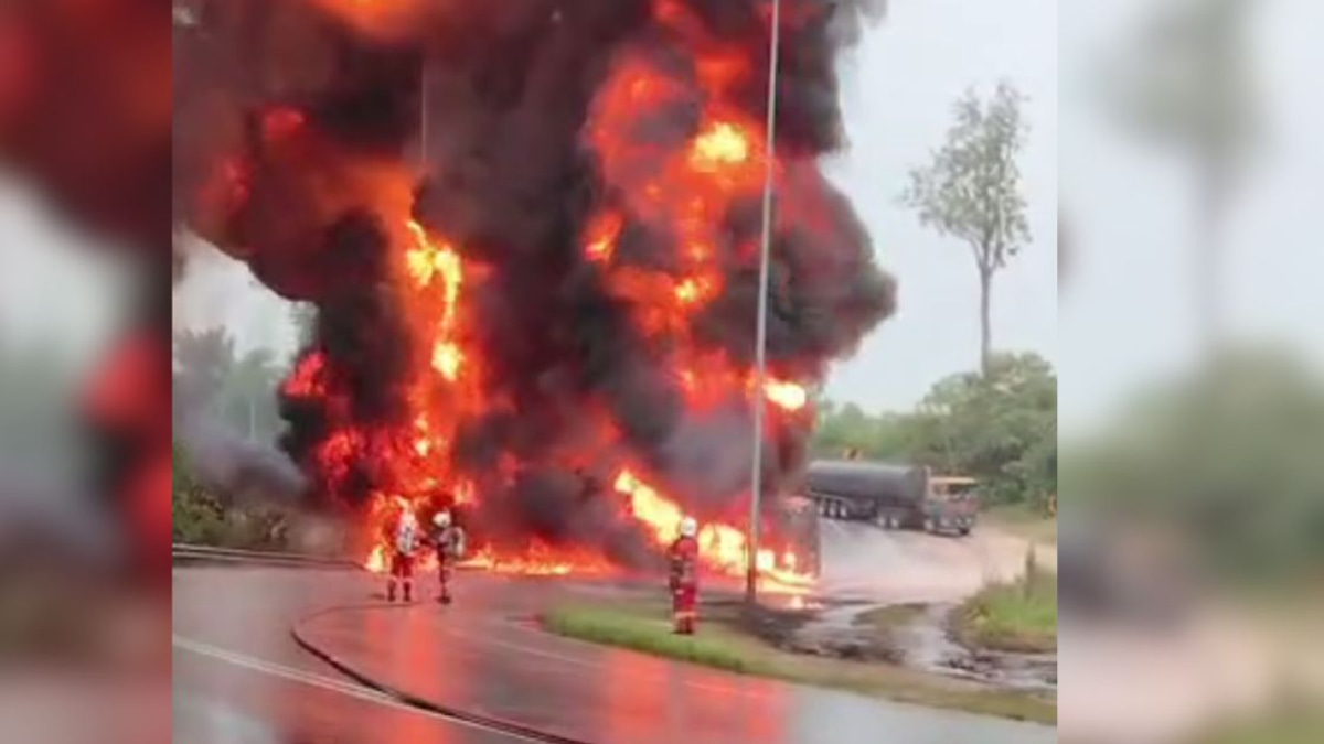Fuel tanker driver held for four days over fatal Temerloh collision