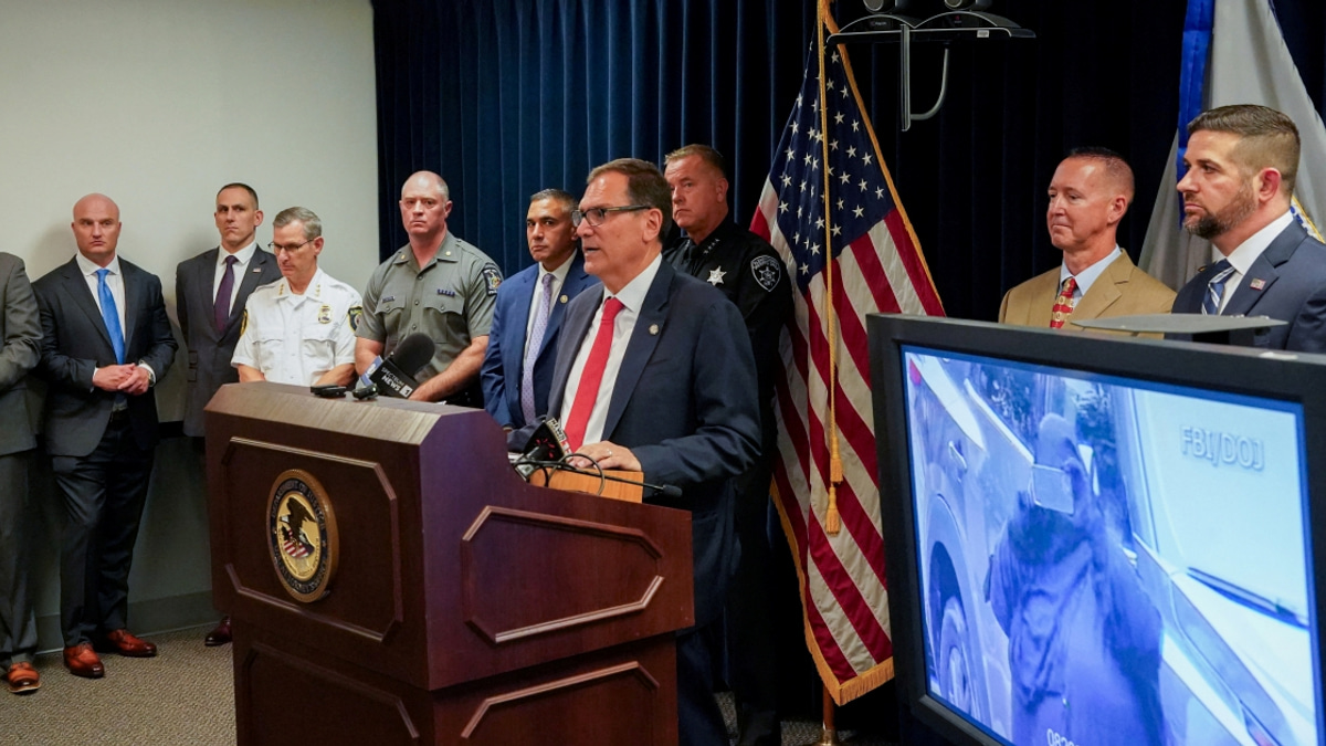 American woman charged after allegedly plotting IS-inspired attack on New York Capitol