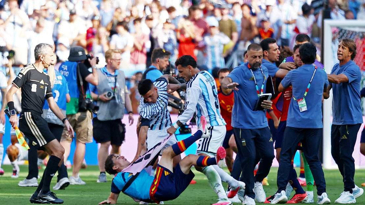 FIFA Launches Disciplinary Inquiry Into Argentina's Conduct During World Cup Final