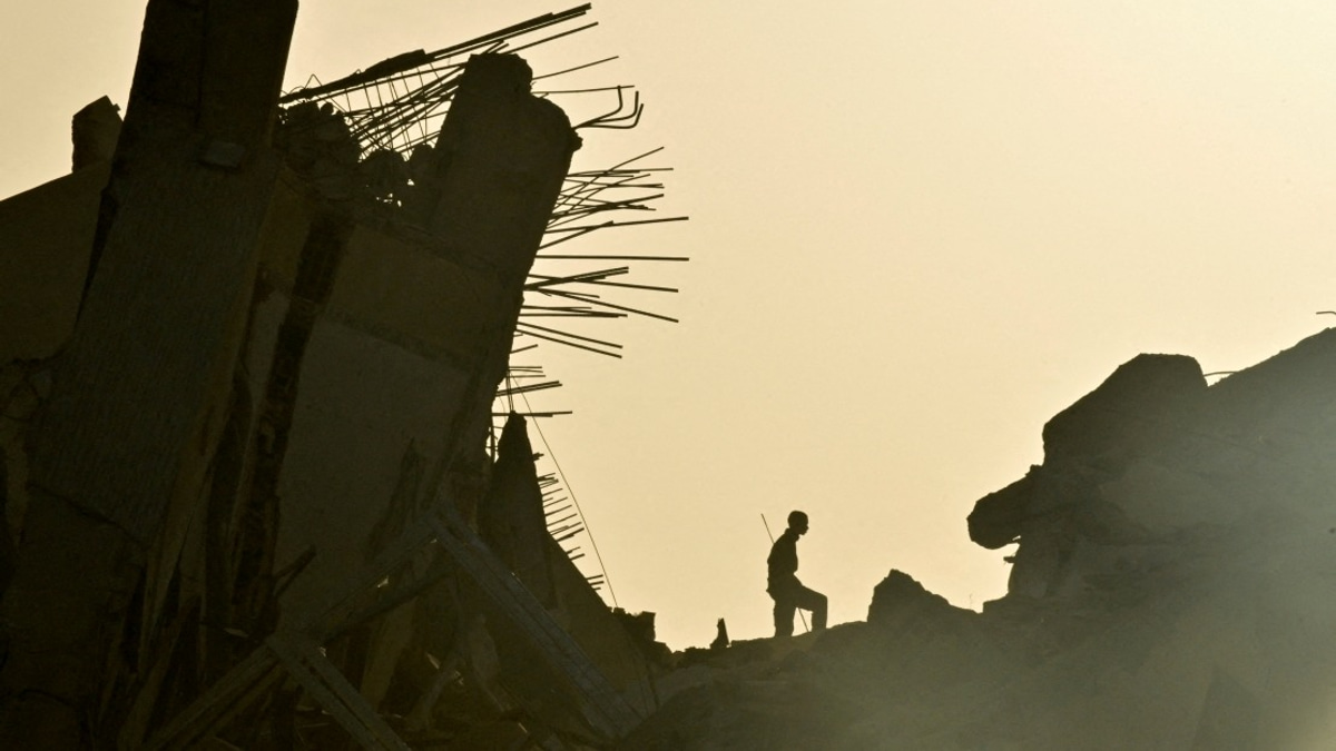 Venezuela Death Toll From Twin Earthquakes Reaches 1,450