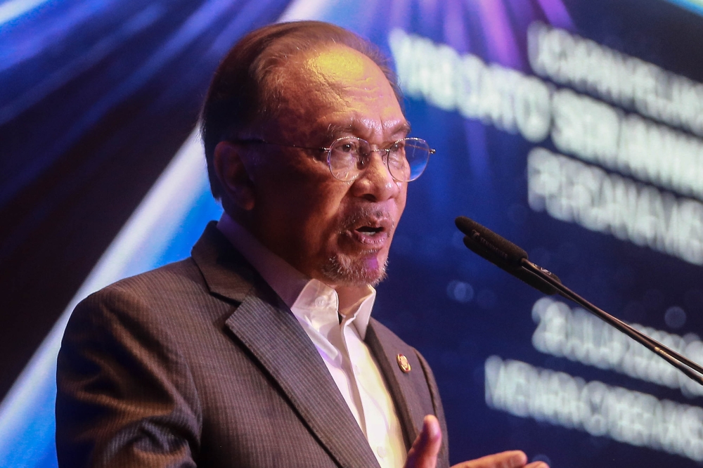 Anwar Calls for Strong Turnout in Negeri Sembilan Election, Pitches Pakatan as Guarantor of Stability