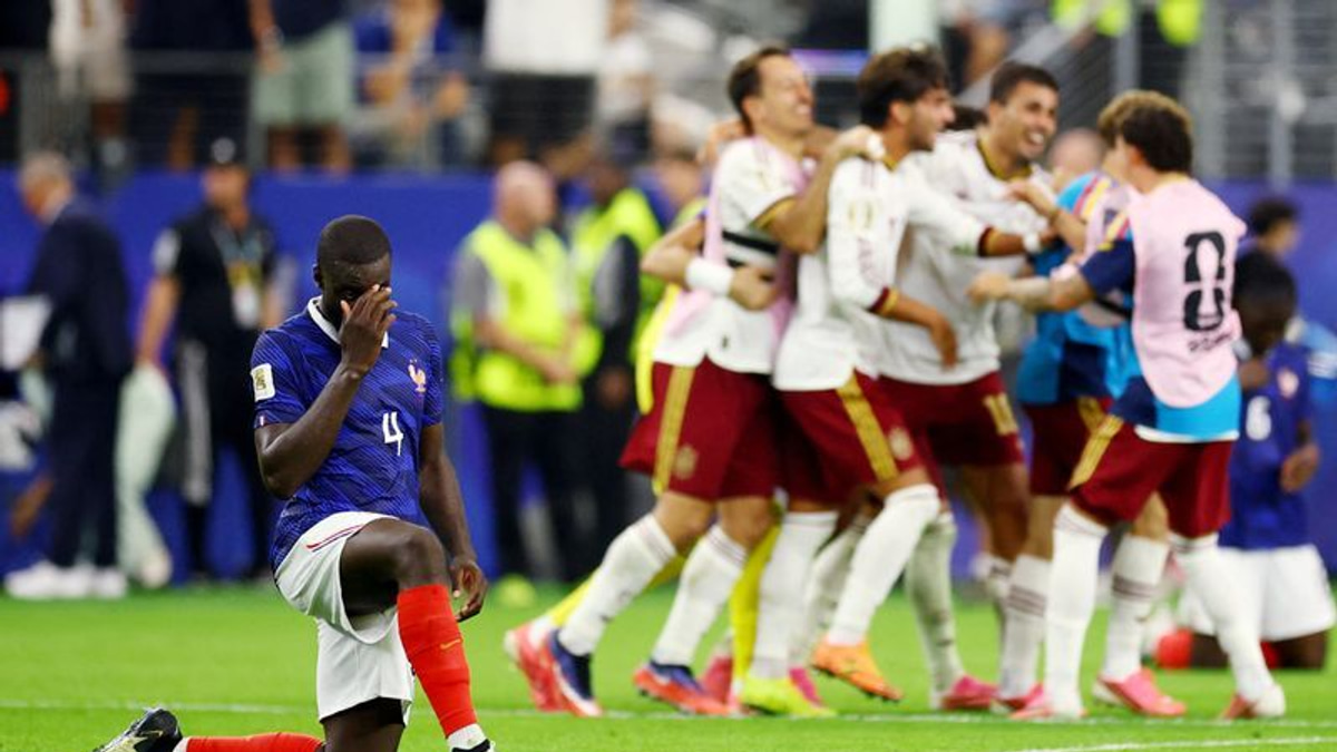 Spain demolish France in World Cup semi-final masterclass, ending tournament favourites' campaign