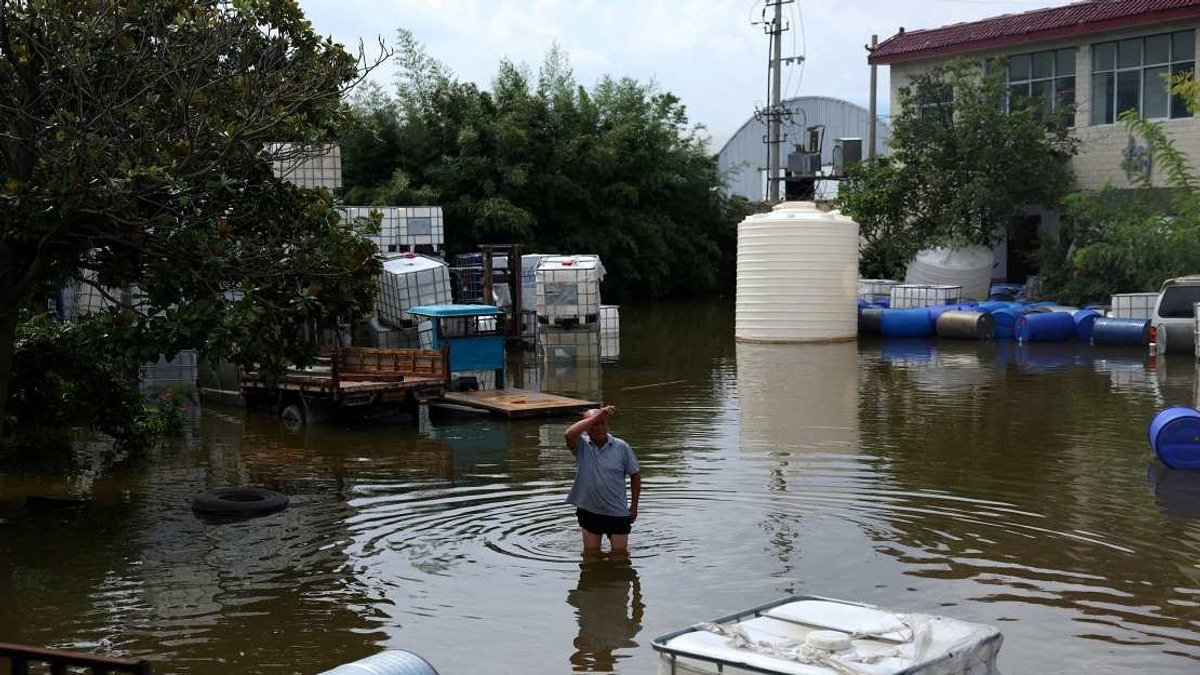 China Mobilises Large-Scale Rescue Operation After Typhoon Dolphin Triggers Levee Failure in Henan