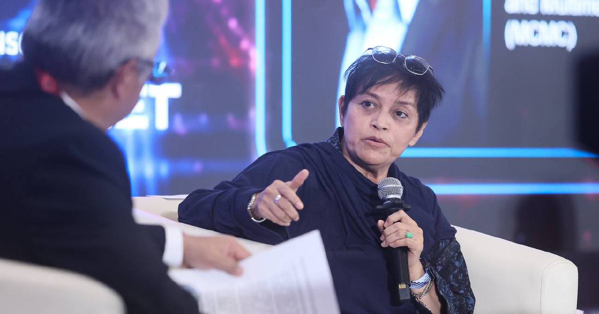 MCMC Must Safeguard Fair Digital Environment During Elections, Says Azalina
