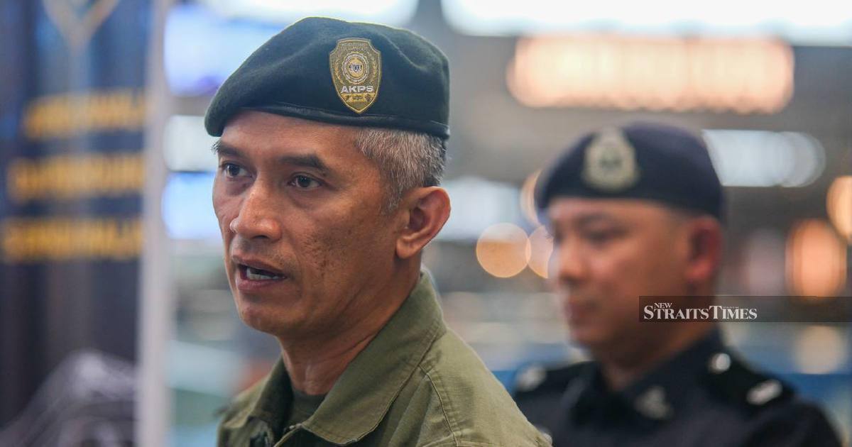 Malaysia's border agency remains cautious on counter-setting allegations in pilot drug case
