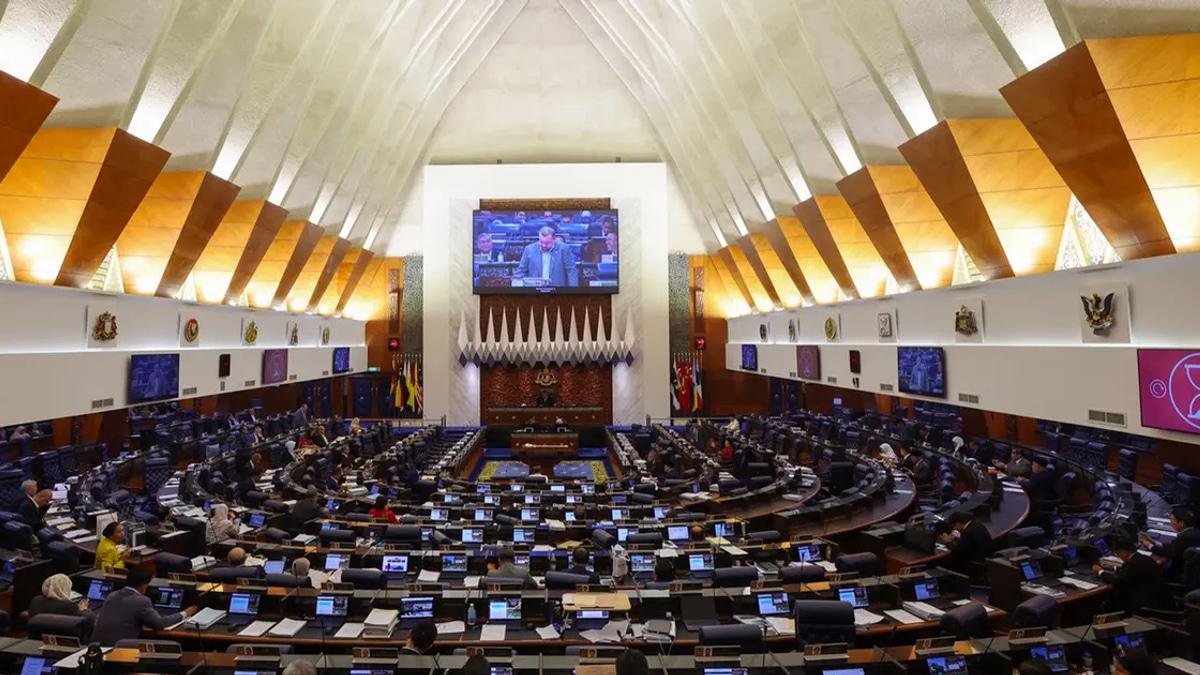 Parliament to revisit PM term limits as four key bills face Dewan Rakyat vote