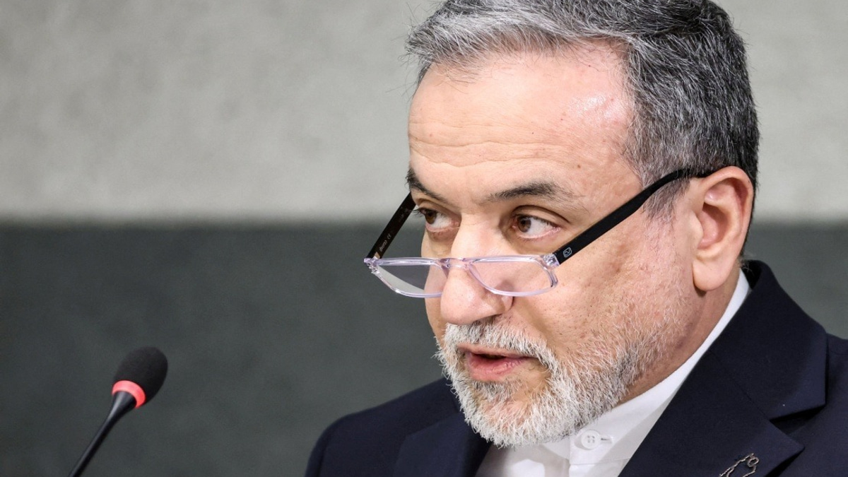 Iran Asserts Control Over Strait of Hormuz as Trump Proposes Toll System
