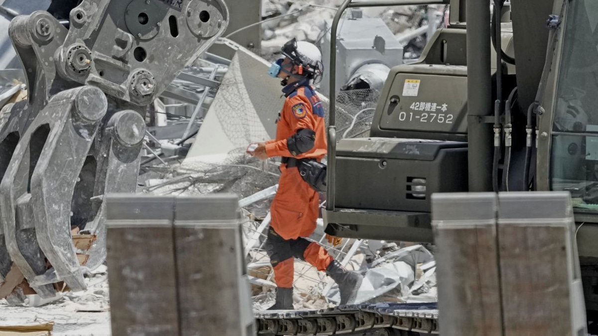 Japan Investigates LPG Leak as Probable Cause of Kumamoto Mall Blast