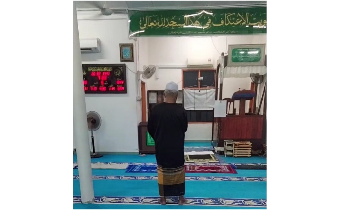 Mersing Mosque Gains Unexpected Attention Over Low Congregational Numbers