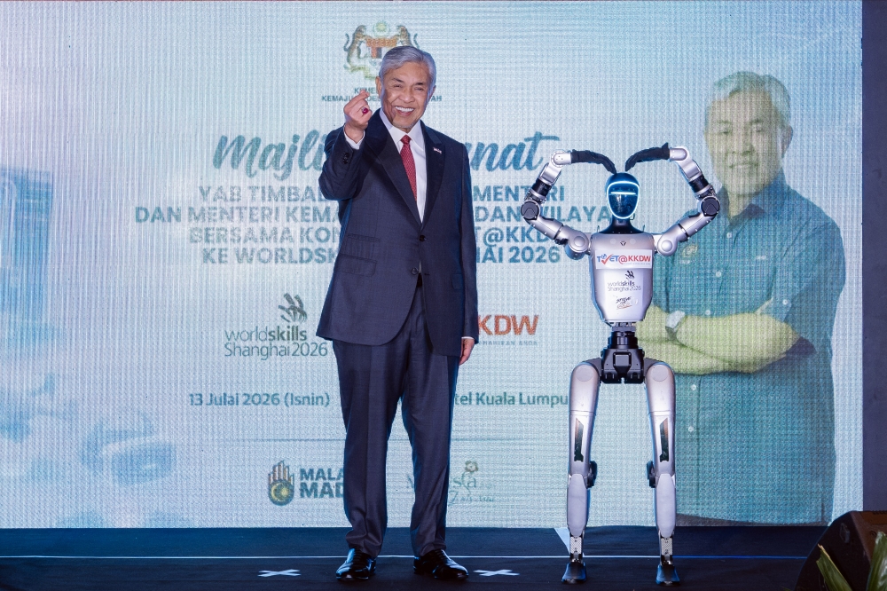 Zahid Dismisses Nga's Resignation Threat, Reaffirms Coalition Stability