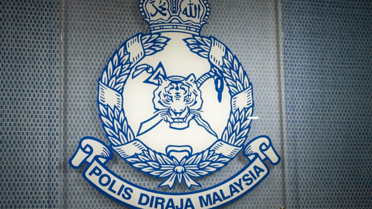 Man arrested over foiled cash van heist in Klang; stolen shotgun recovered