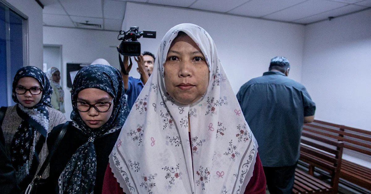 Woman Sentenced to RM500 Fine for Assaulting Sultan of Perak